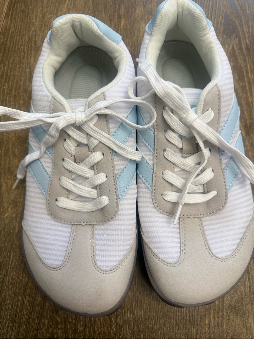 Women’s the Nimbao Stride Walk Barefoot sneakers size 10.5